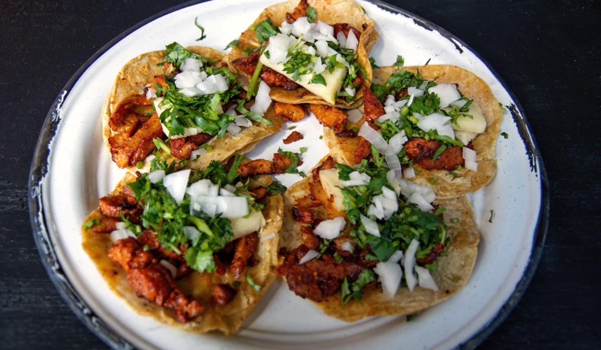 Cómo hacer unos tacos al pastor caseros