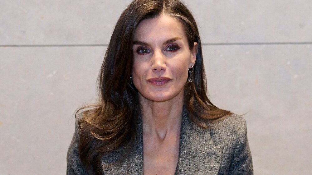 Letizia Ortiz demostró que un crop top sí puede verse elegante con su look más arriesgado