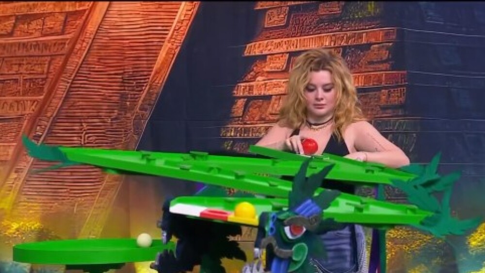 briggitte bozzo en una de las pruebas de LCDLFM.jpg