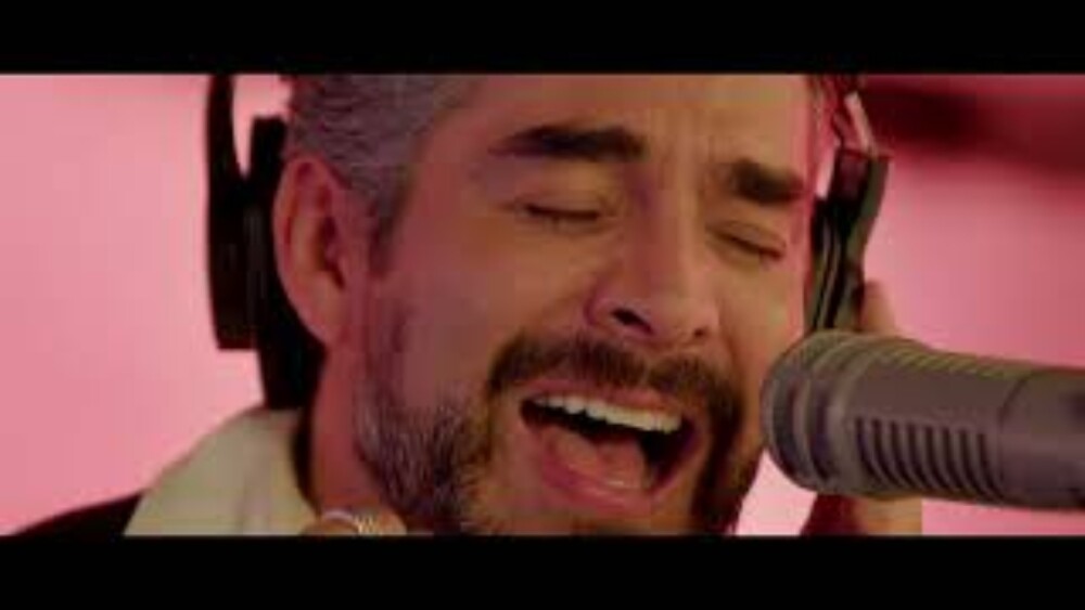 omar chaparro cantante