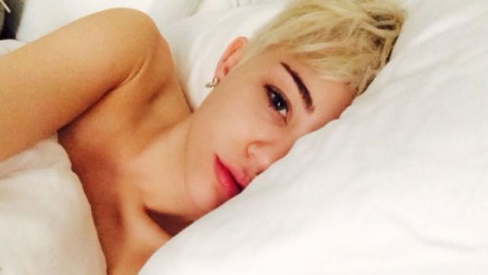 ¡Supertierno! Miley Cyrus le da el último adiós a una smiler