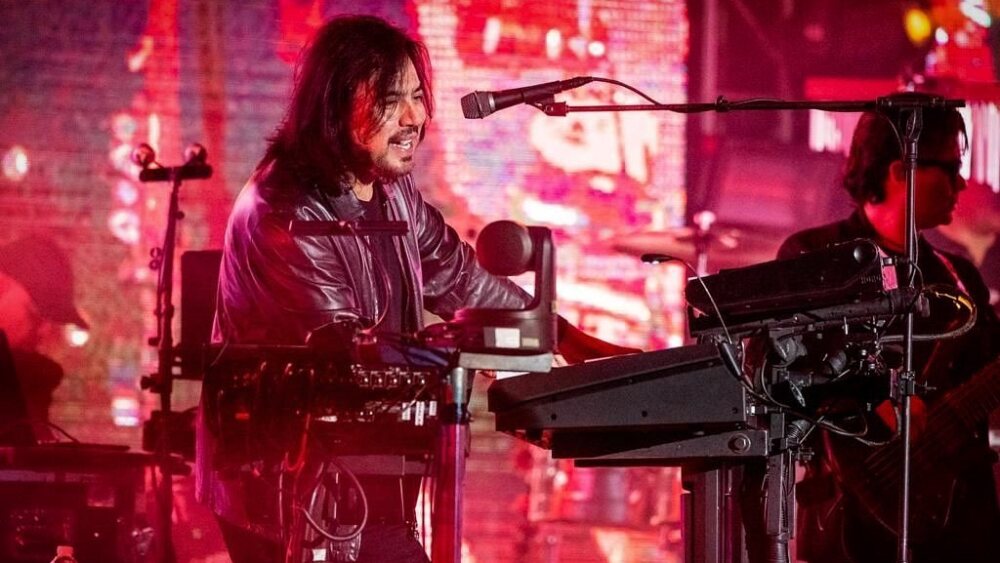 El día que Adolfo Ángel le dedicó 'La mujer que soñé' a Verónica Castro para confirmar su amor