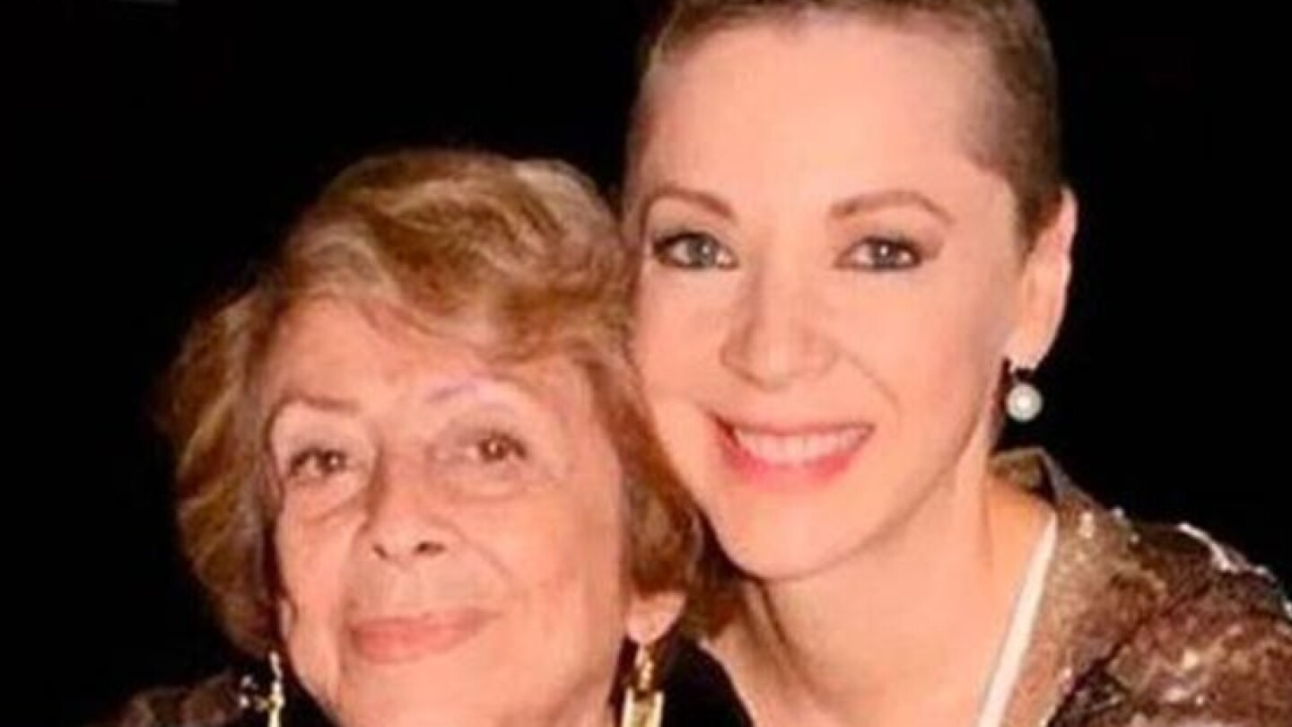 Murió la mama de Edith González
