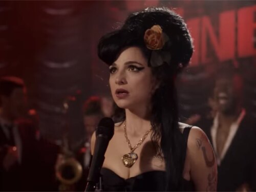 Así se ve el intenso trailer de 'Back to Black', el biopic de Amy Winehouse