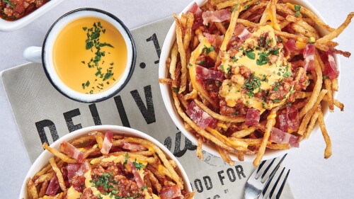 papas con salsa boloñesa