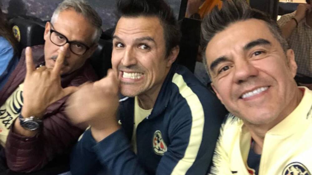 Famosos-que-le-van-al-club-América-y-quieren-verlo-campeón-contra-Tigres.jpg