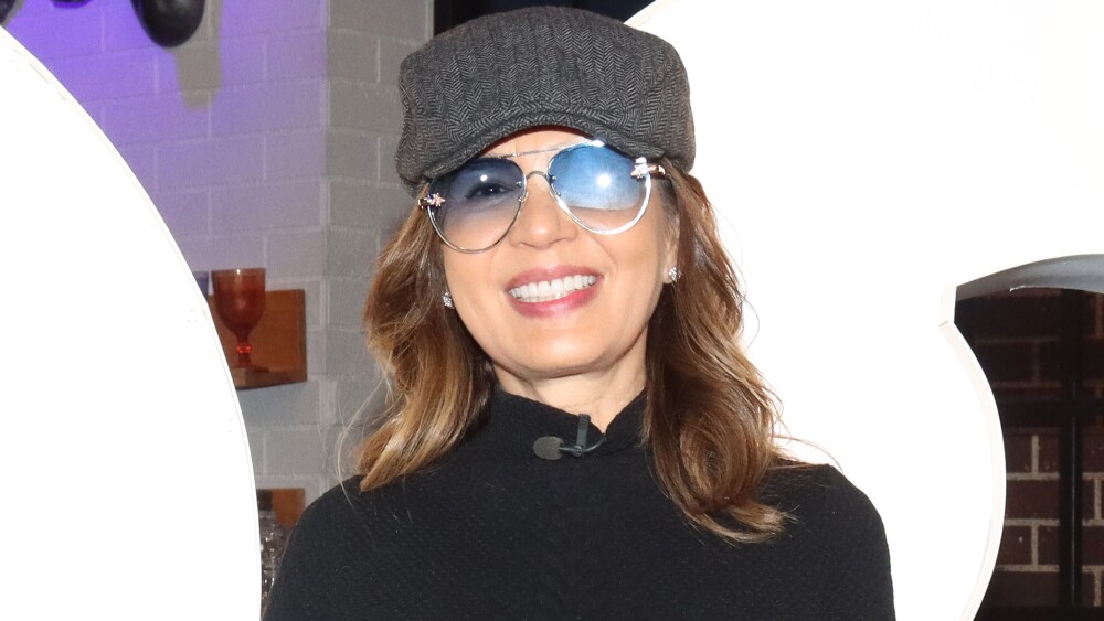 Yolanda Andrade en el anivesario de Montse y Joe.