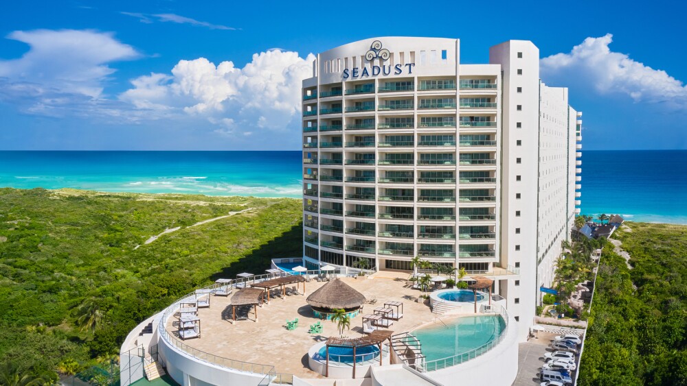 el-crucero-en-tierra-firme-donde-toda-la-familia-encuentra-su-paraiso-seadust-cancun-family-resort-1.jpg