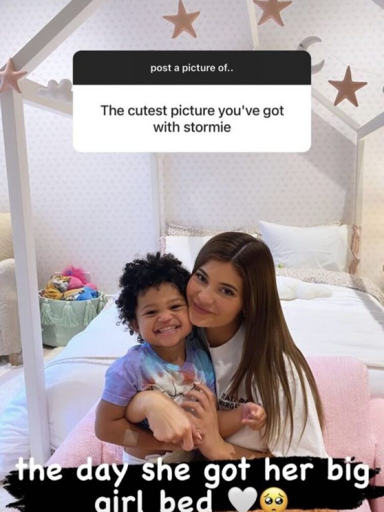 recamara-stormi.jpeg