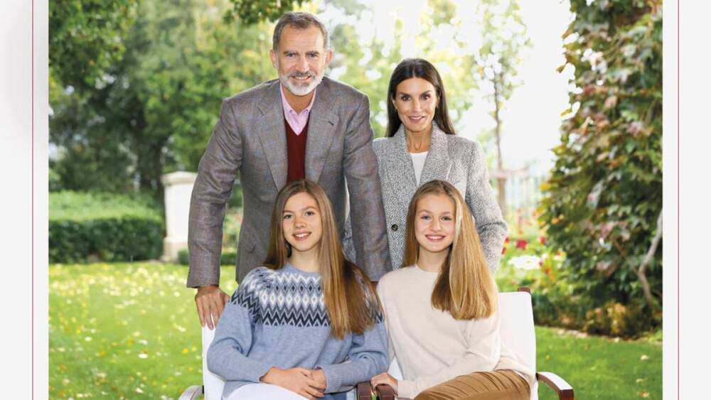 Tensión y grandes ausencias en la cena de Nochebuena de Letizia y Felipe en Zarzuela 9 Leonor y Sofía regresan para Navidad