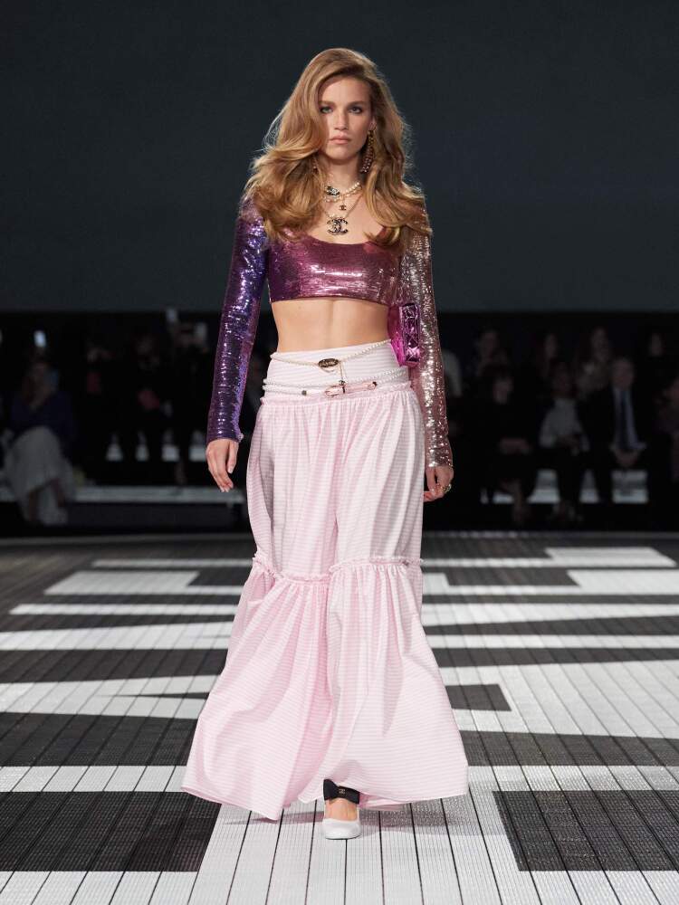 chanel-cruise-2023-24-7.jpg