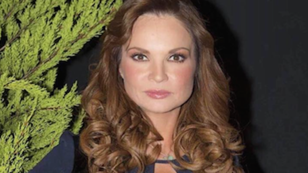 Se casó Ana Patricia Rojo y la critican por su vestido de novia: FOTO