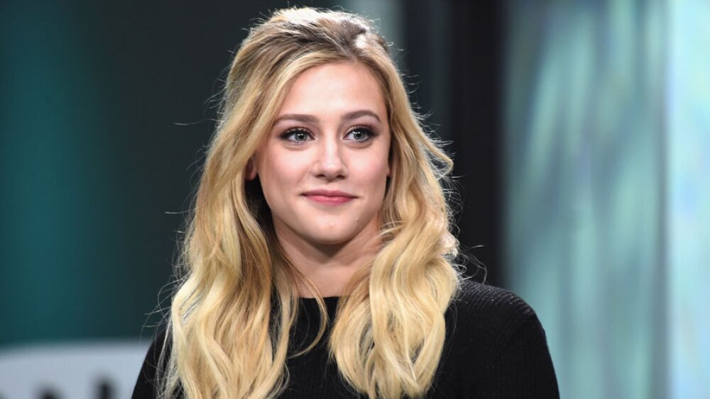 Actriz De Riverdale Lili Reinhart Revela Que Es Bisexual 