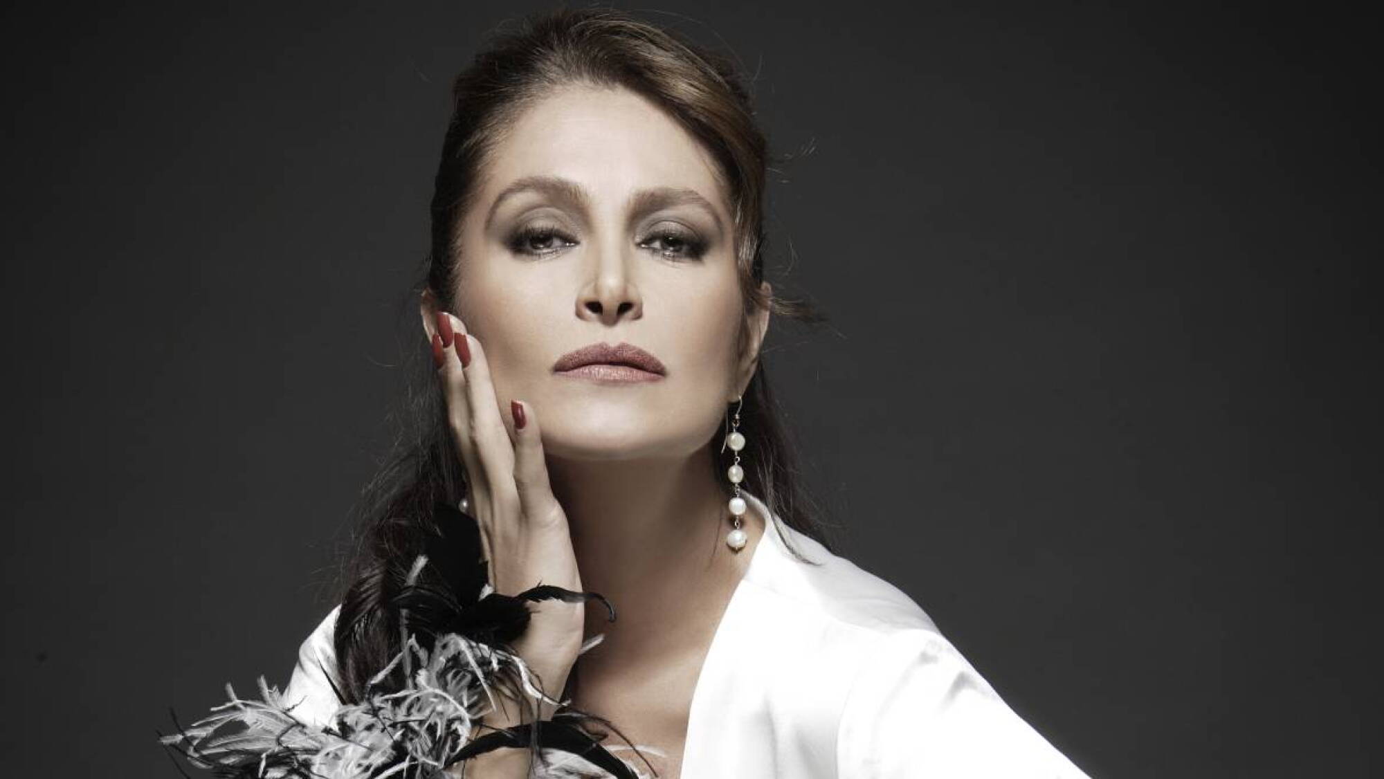 Daniela Romo Prime El cáncer de mama: una batalla de la que Daniela Romo no se arrepiente