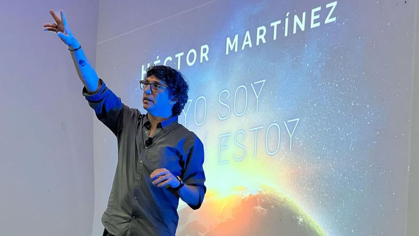 Hector R Martinez Un exalumno de La Academia estalló contra el director Héctor Martínez ...