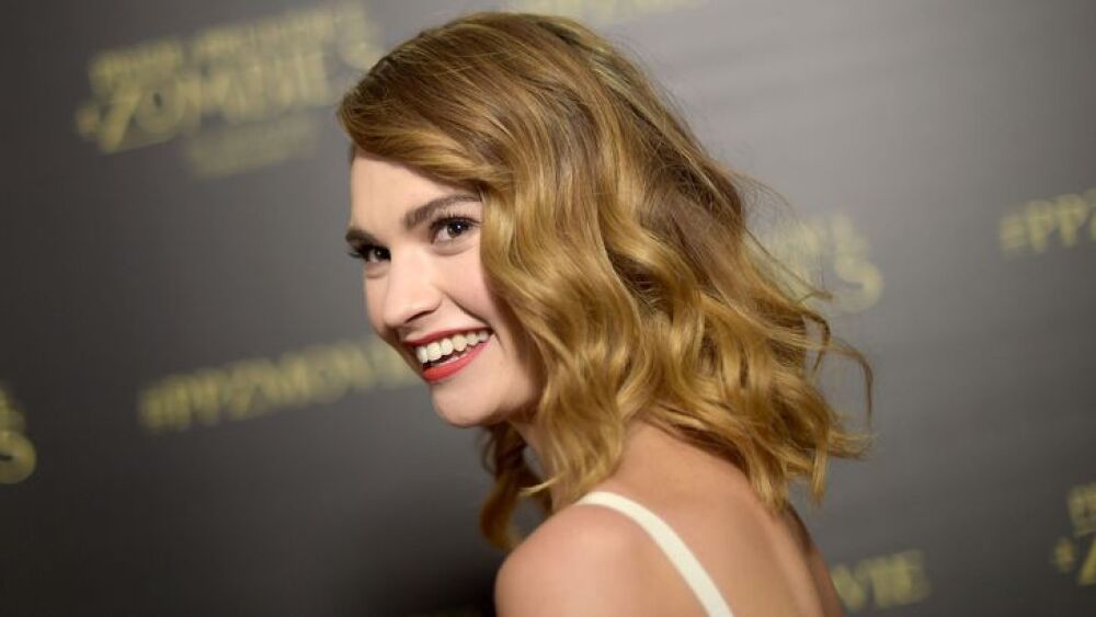 ¡No más Cenicienta! Lily James deja su lado tierno para convertirse en una sexy mujer