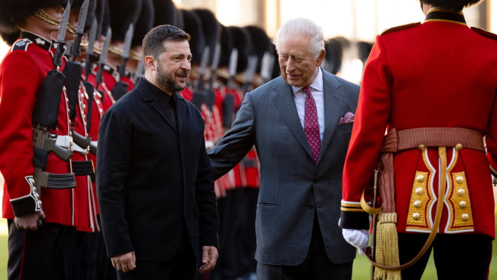 Zelensky llega al Castillo de Windsor luego de histórica visita de Carlos al Vaticano así fue la reunión.png