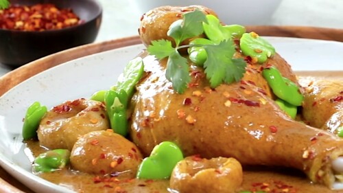 pollo-en-mole-amarillo-receta-facil-y-rapida.jpg