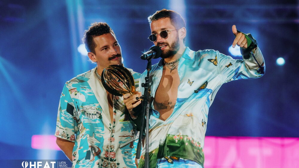 Mau & Ricky fueron unos de los galardonados en 2023