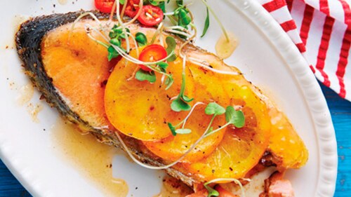 Posta de salmón con naranja