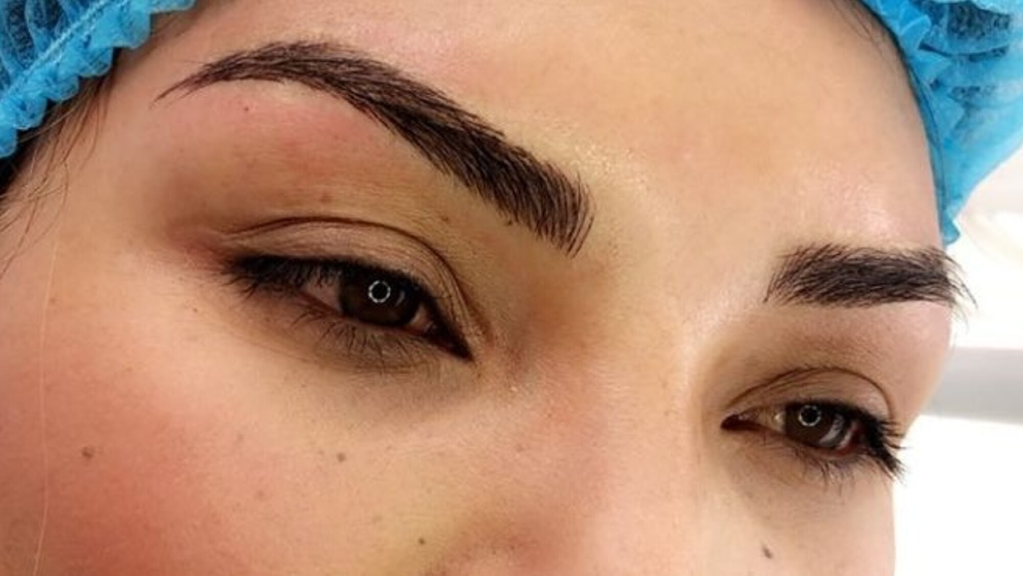 Guía rápida para elegir las cejas que te favorecen según tu rostro