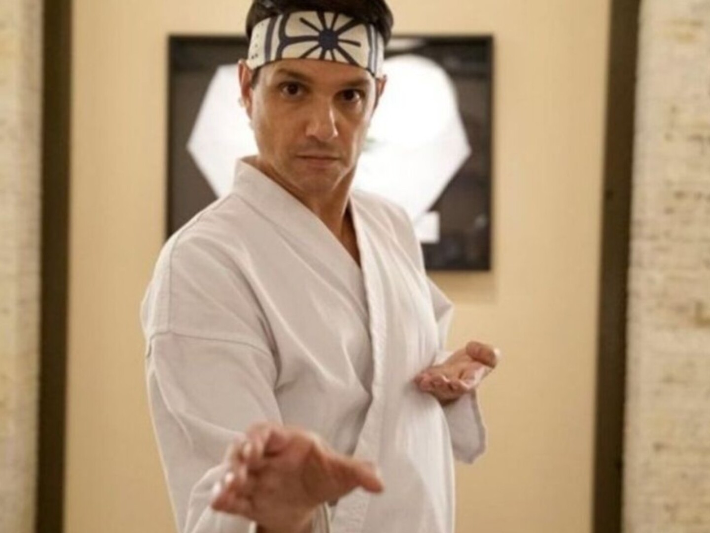 daniel-cobra-kai_2-1.jpg