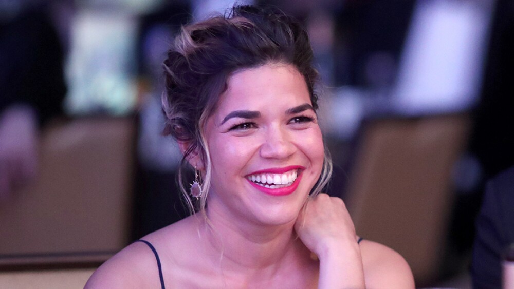 FOTO: America Ferrera anuncia su embarazo de la manera más cute