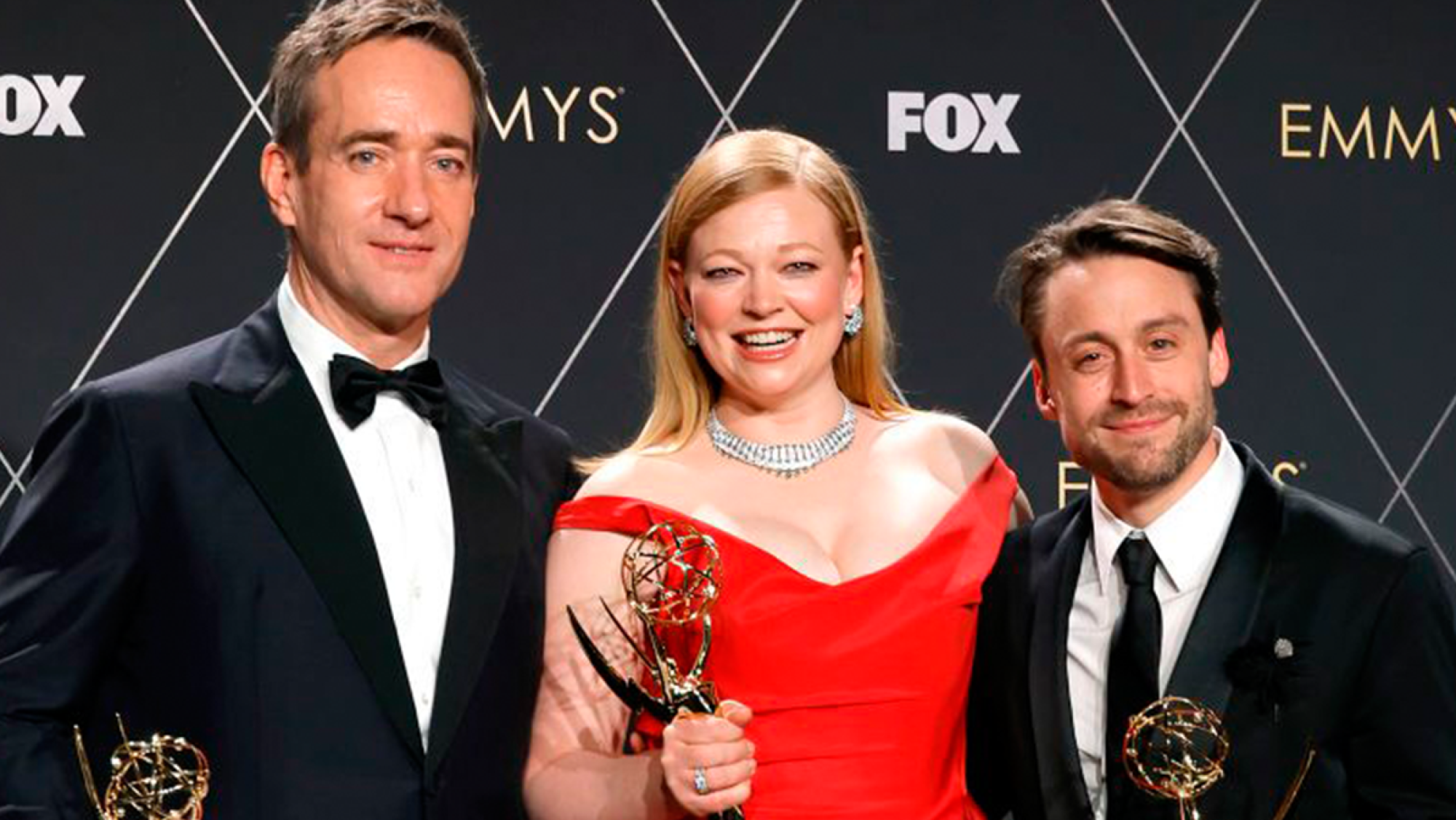 Premios Emmy 2025 lista completa de ganadores de los galardones más