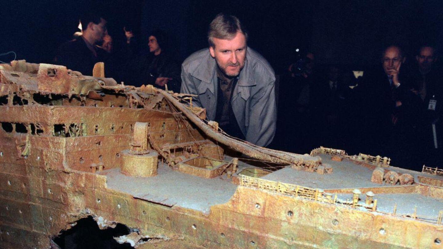Cameron Dusting James Cameron bajó 33 veces al Titanic y en una casi desaparece al ...