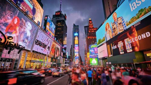 cuanto-cuesta-salir-en-la-publicidad-de-Times-Square-y-como-lograrlo.jpg