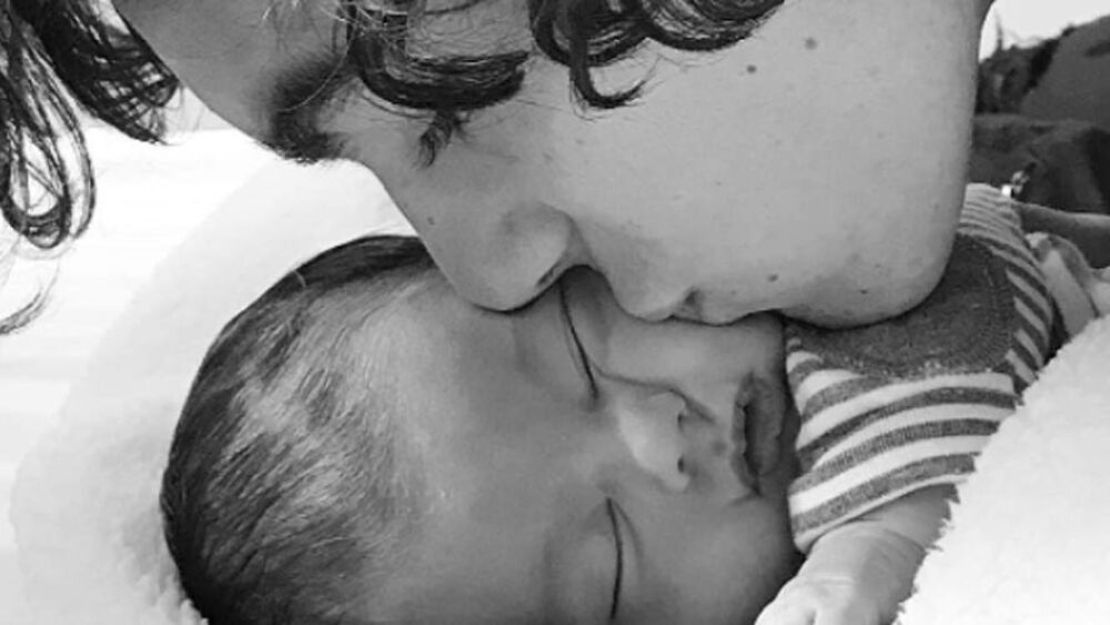 El video que demuestra que Sergio Mayer es el papá mas HOT y tierno del momento