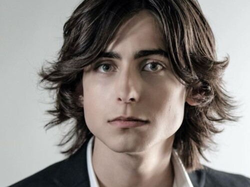aidan_gallagher.jpg