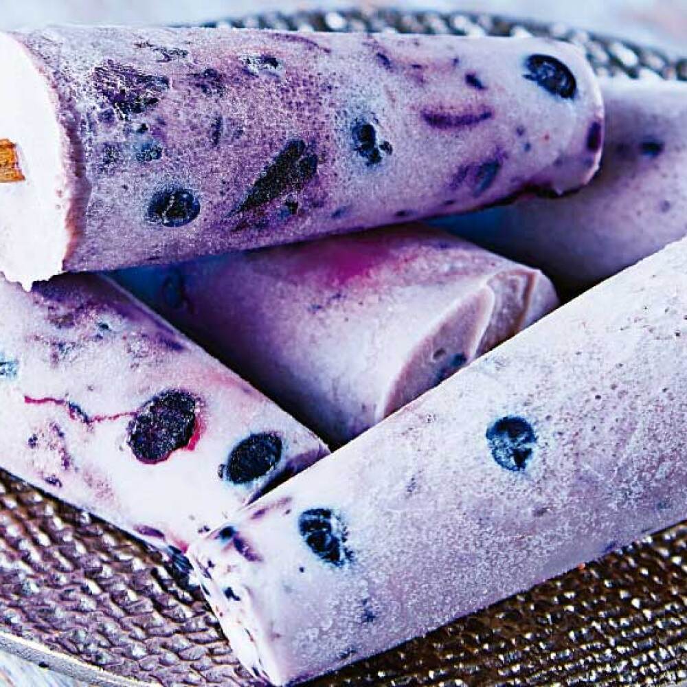 Paletas-de-moras-azules