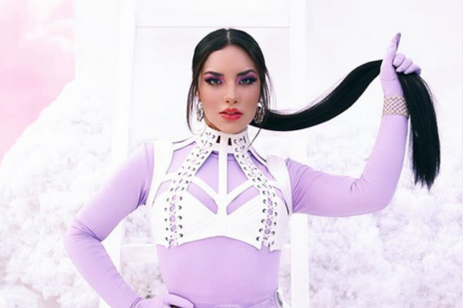 El impresionante y radical cambio de look de Kimberly Loaiza