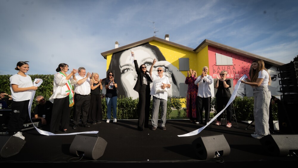Laura Pausini anuncia la apertura del Museo que lleva su nombre