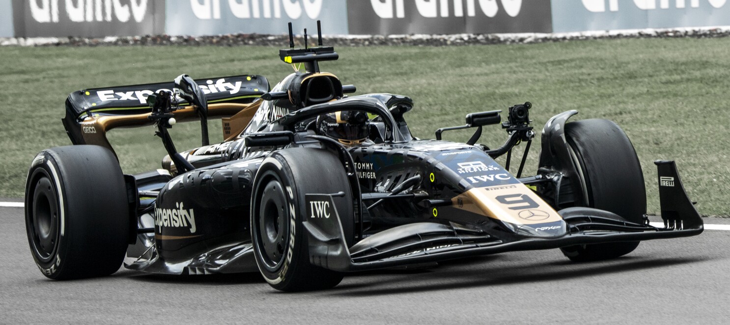 Todo sobre la película "Fórmula 1" con IWC, Lewis Hamilton y Brad Pitt