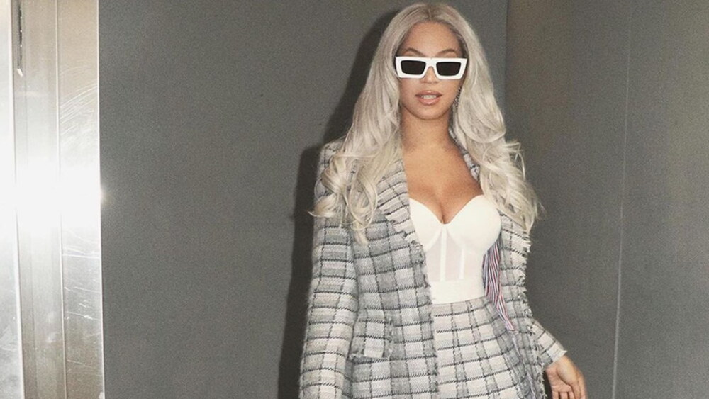 Beyoncé canaliza a Cher Horowitz con su look para recibir el 2024 —y ...