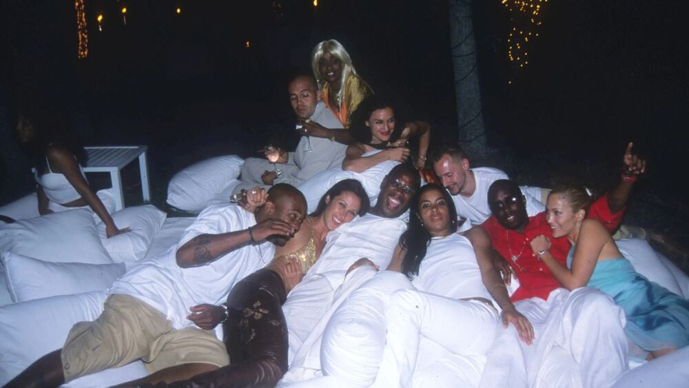 fotografa-de-diddy-combs-revela-secretos-de-las-fiestas-blancas.jpg