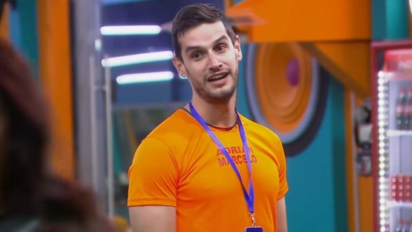 Adrián Marcelo abandonó La Casa de los Famosos México ¡VIDEO!
