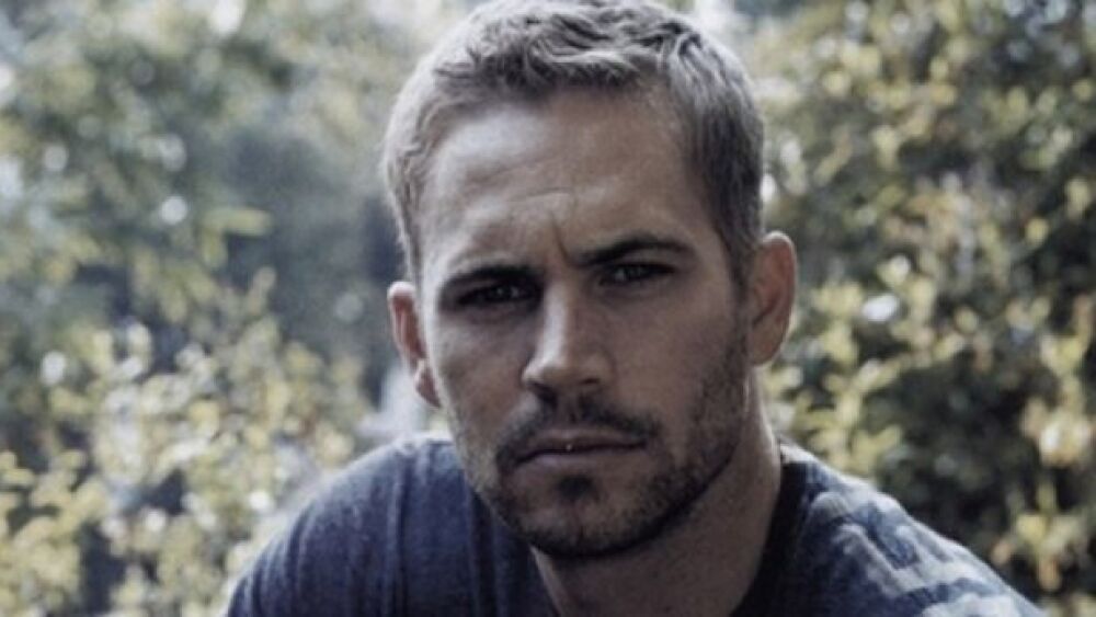 Que Paul Walker murió por echar carreras contra otro auto
