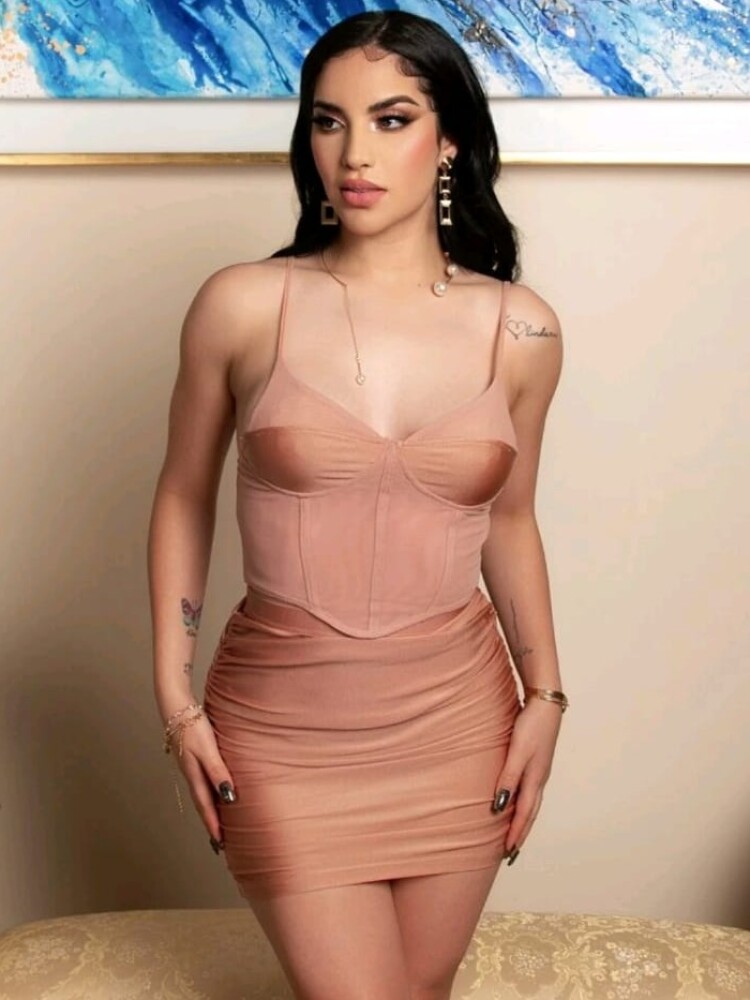 Kimberly Loaiza fotos shein 2022