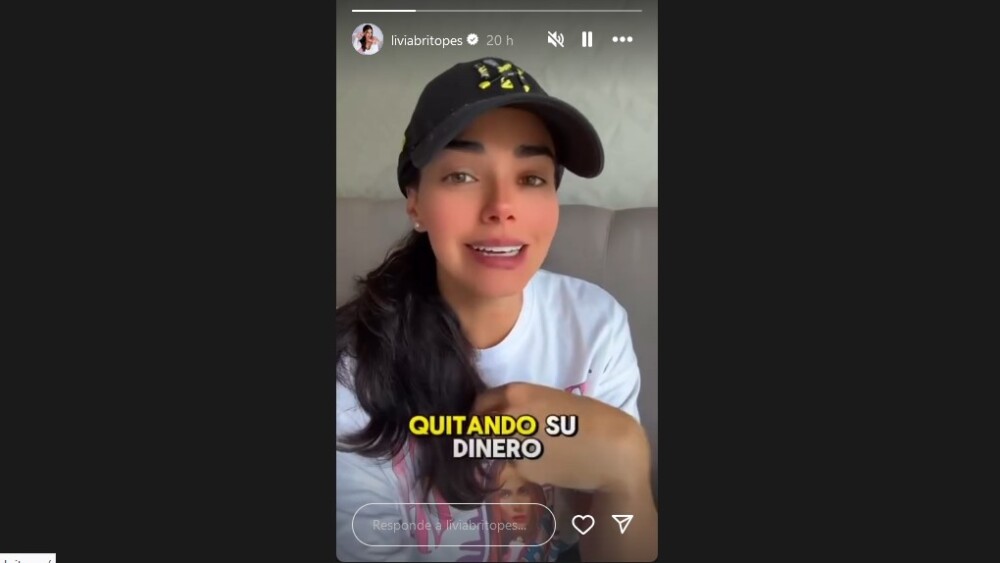 LIVIA BRITO.jpg