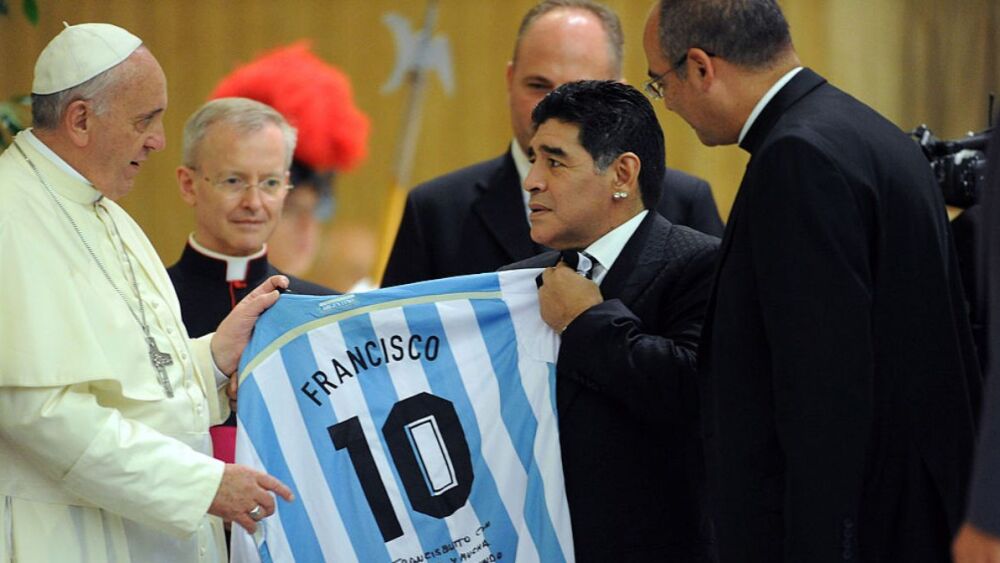 papa-francisco-maradona.jpg