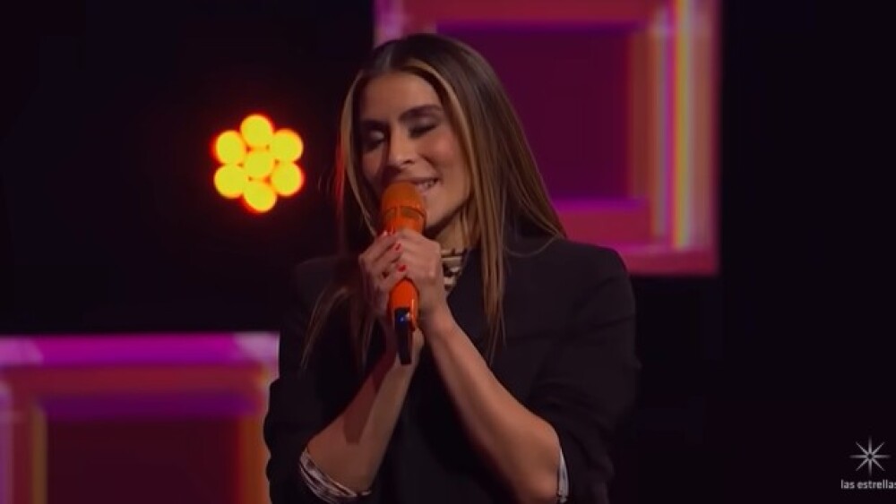 MARIA JOSE LE DECLARO SU AMOR A EMMANUEL.jpg
