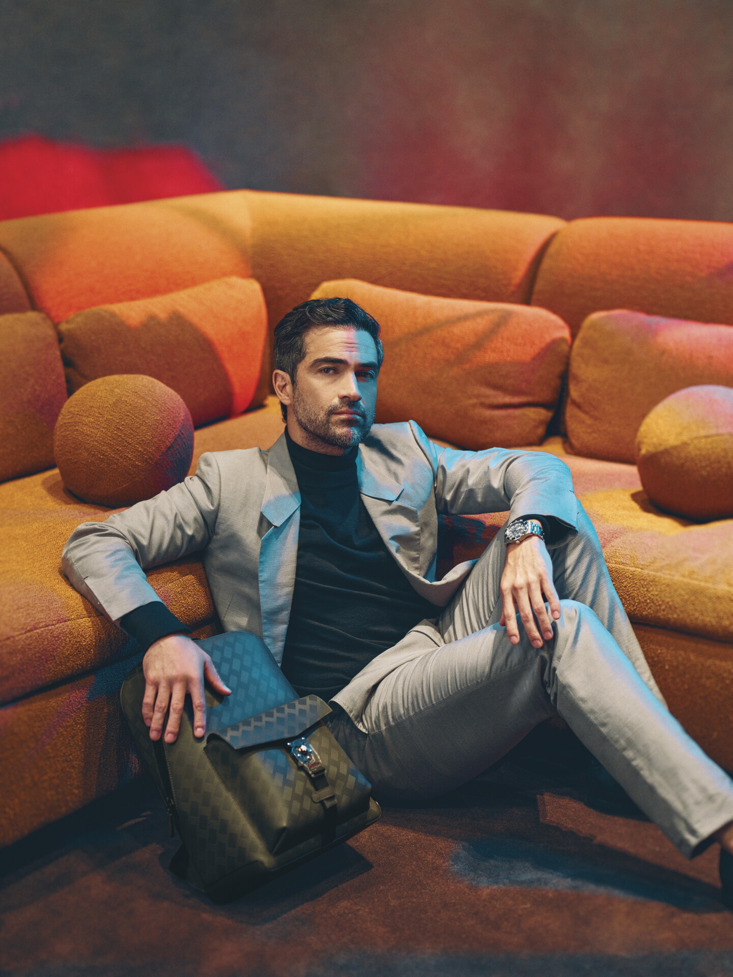 Alfonso Herrera: Nos revela sus nuevos proyectos, su lado altruista y Alfonso Herrera: Nos revela sus nuevos proyectos, su lado altruista y