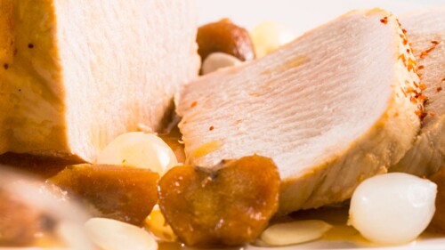 Lomo de cerdo en salsa de tejocote