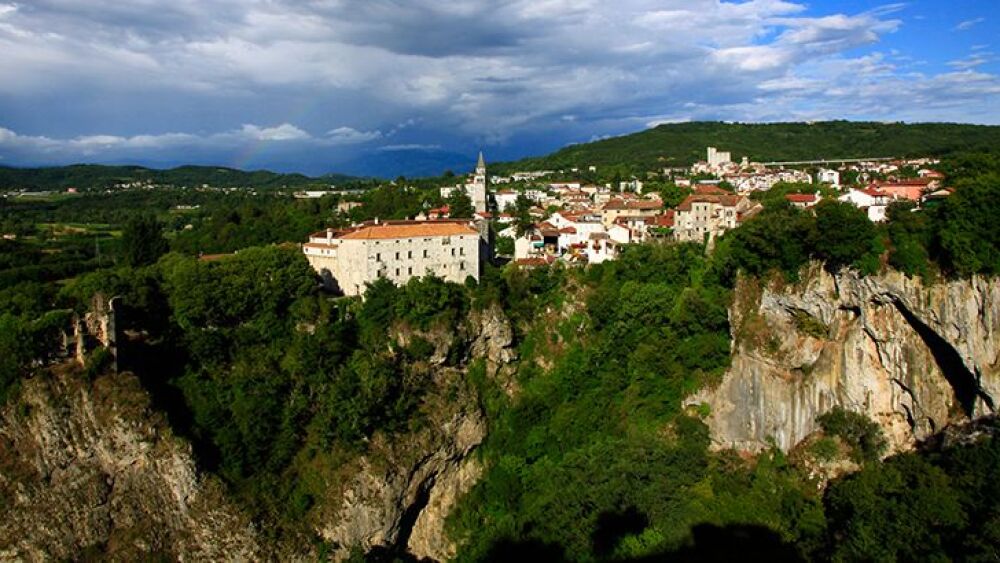 Por Trieste e Istria con Julio Verne