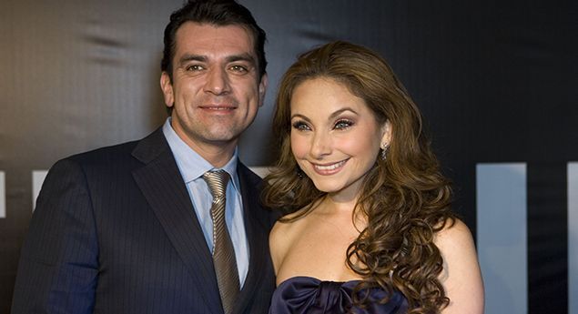 Jorge Salinas saca las garras por su esposa Elizabeth Álvarez, a quien critican por sobrepeso: Qué dijo