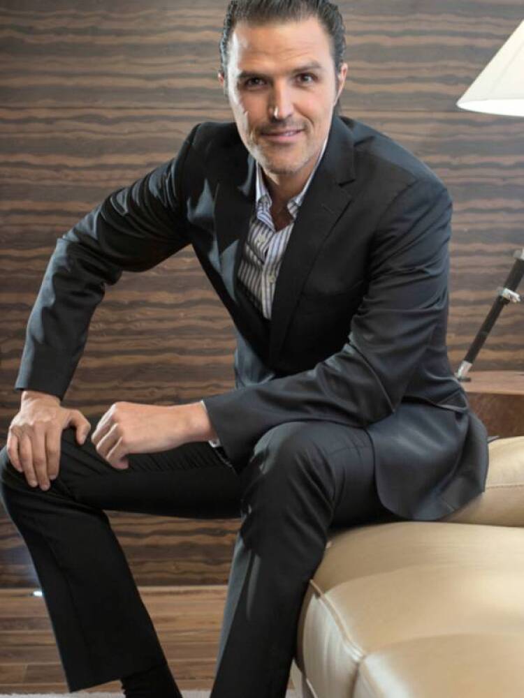 Los hermanos Rovzar y TelevisaUnivision preparan cuatro producciones ...