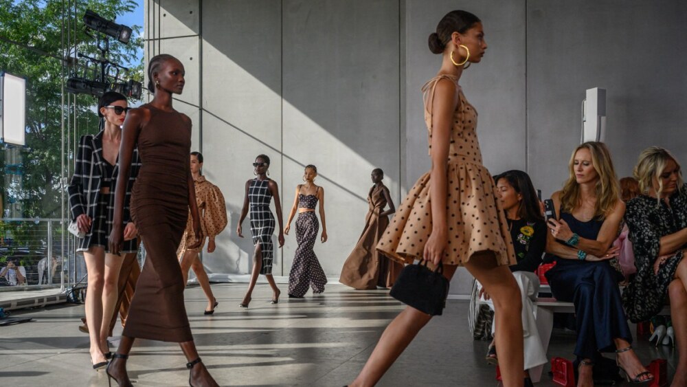 carolina herrera fashion week
